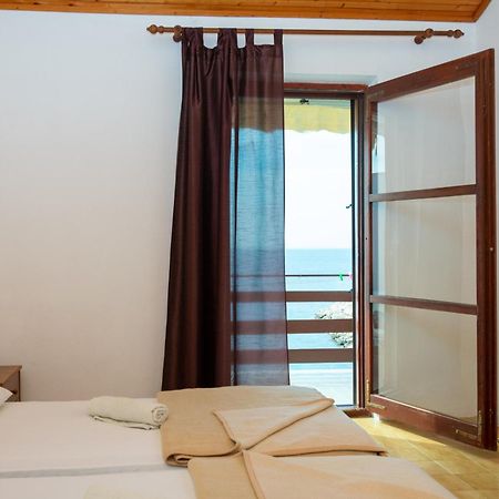 Apartments By The Sea Mandre, Pag - 4101 โคลัน ห้อง รูปภาพ